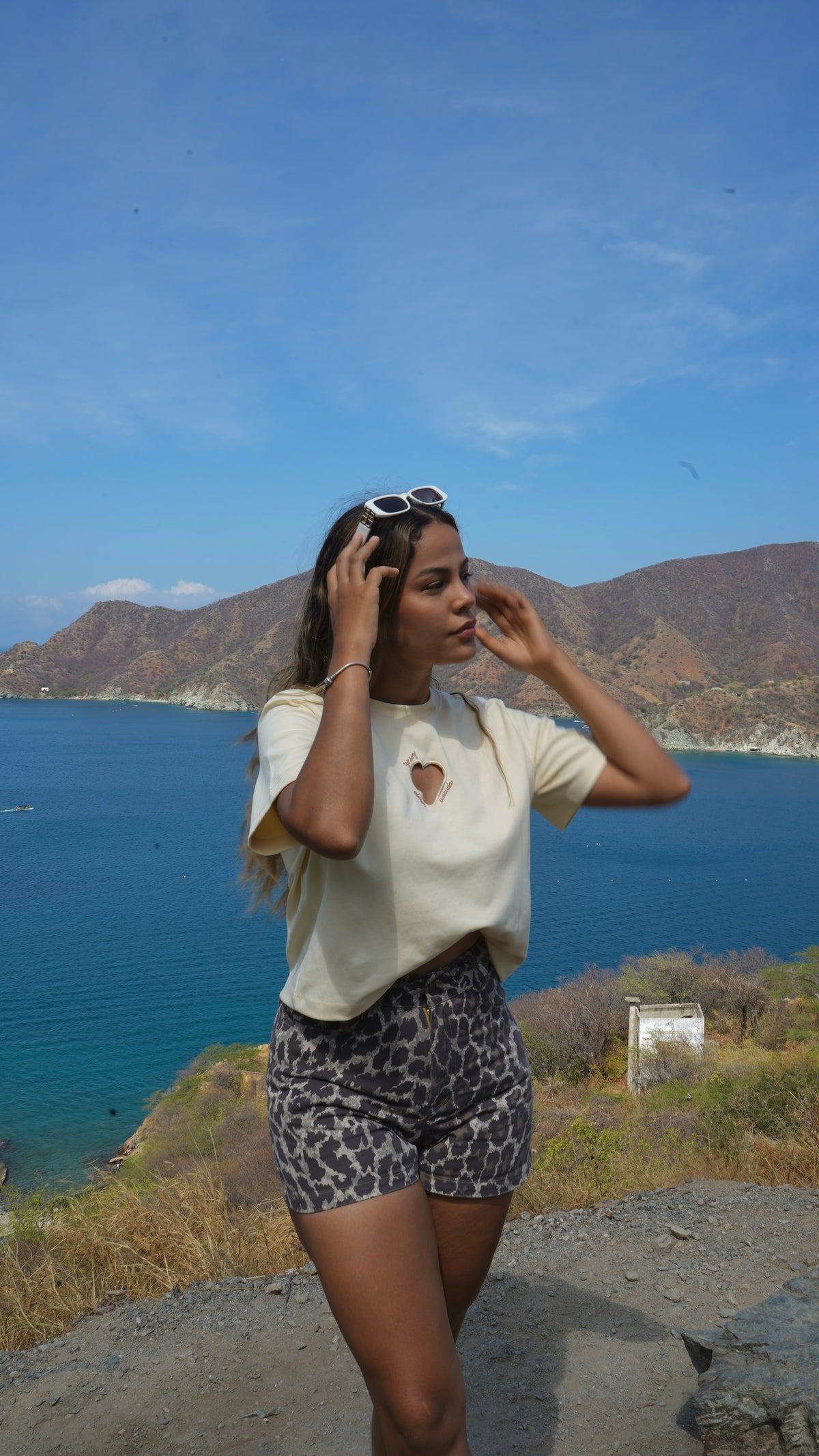 Camisetas Mon Amour Amarilla