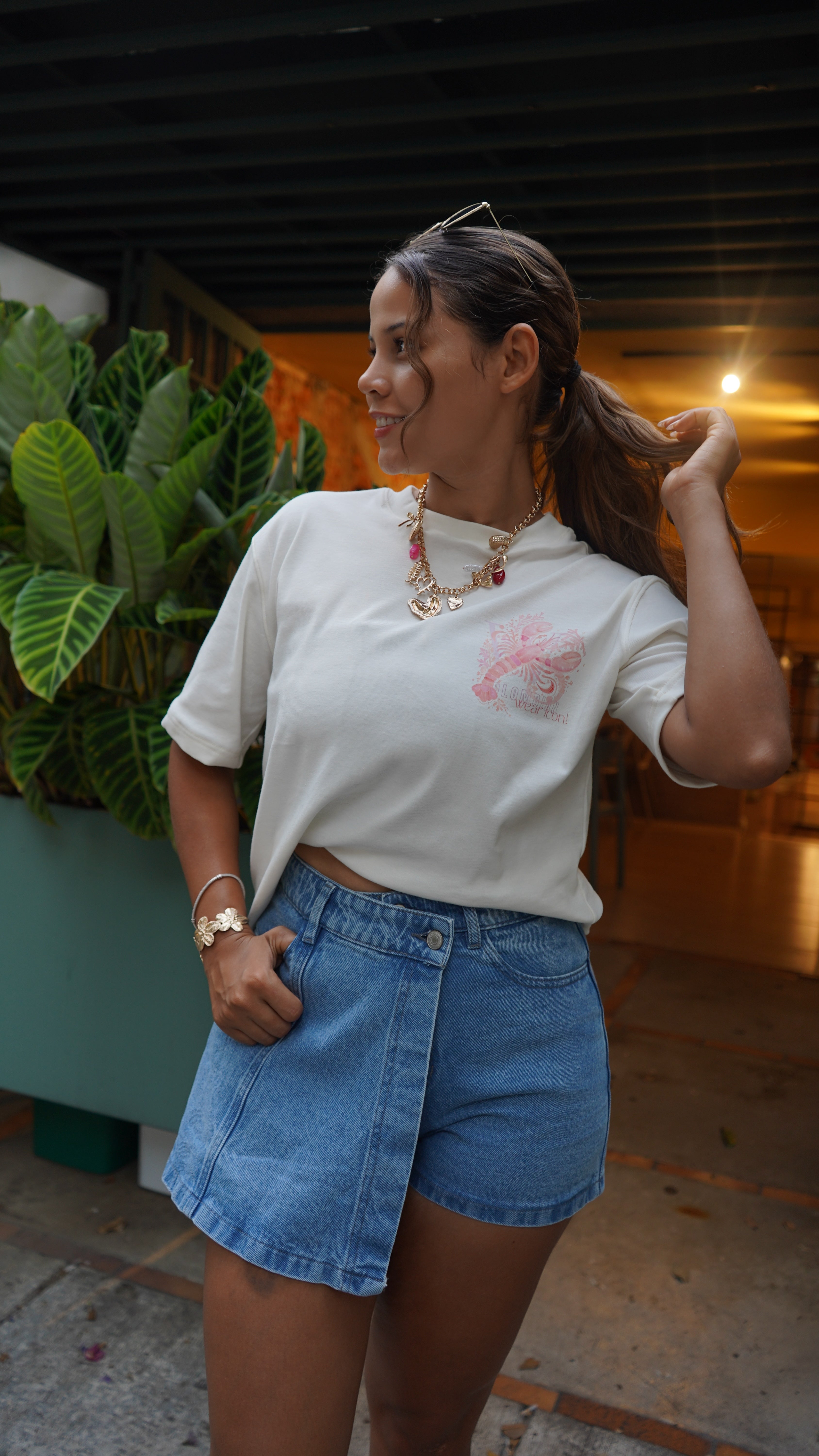 Camiseta Aura