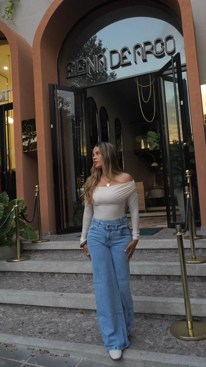 Blusa bandeja