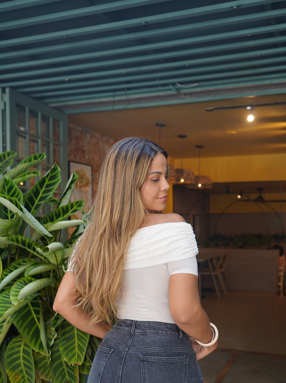 Blusa bandeja